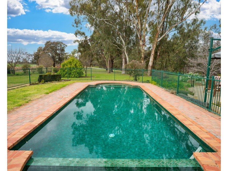 1513 CENTRE ROAD, Moama NSW 2731