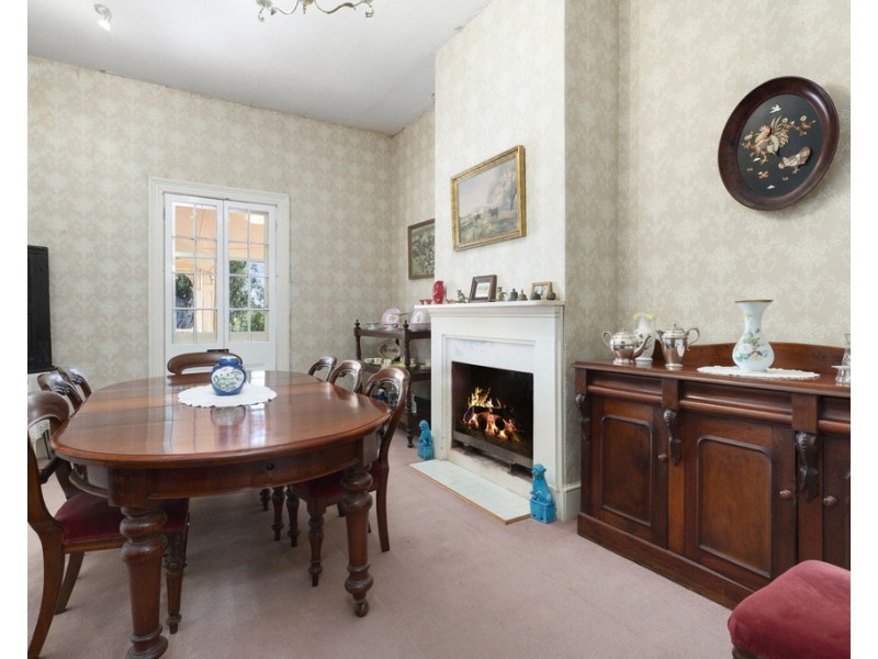 115 Burma Road, Table Top NSW 2640