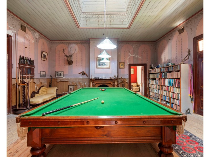 115 Burma Road, Table Top NSW 2640