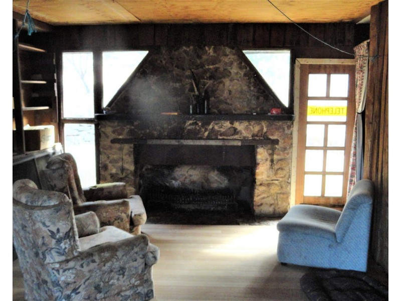 ”BARCOO” Stockyard Creek Track, Thologolong VIC 3691