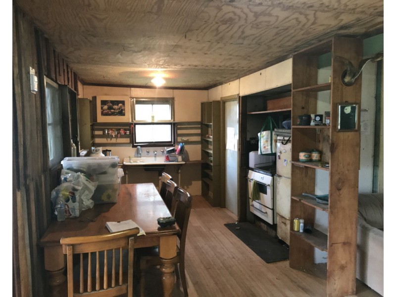 ”BARCOO” Stockyard Creek Track, Thologolong VIC 3691