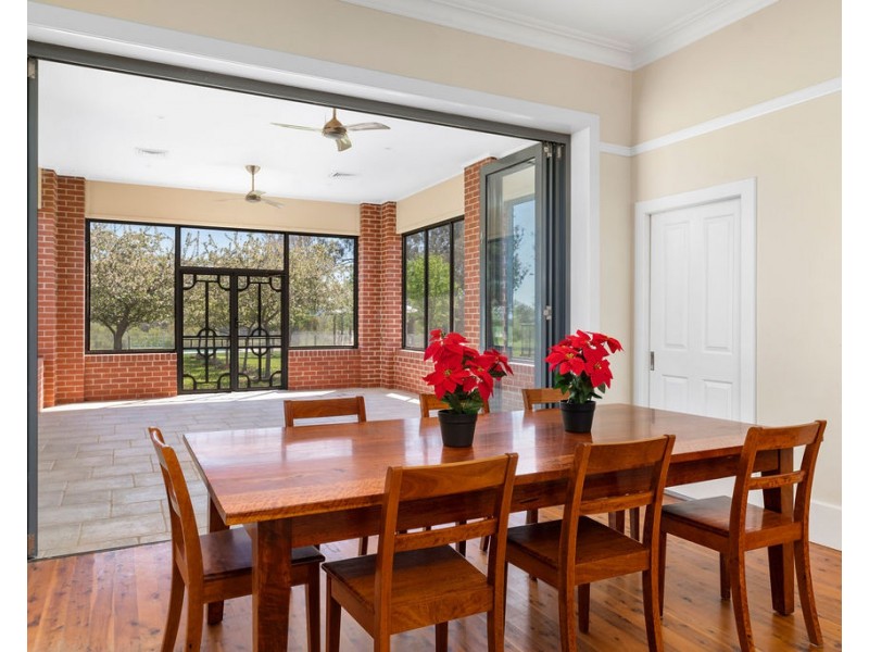 9985 Hume Highway, Holbrook NSW 2644