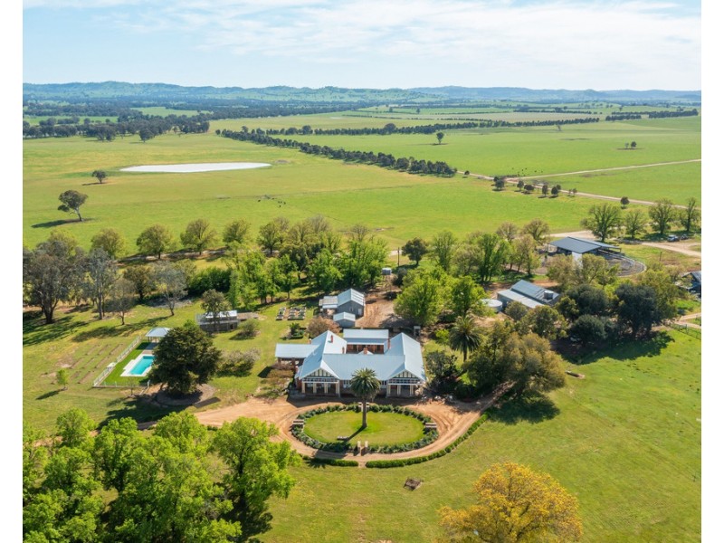 9985 Hume Highway, Holbrook NSW 2644