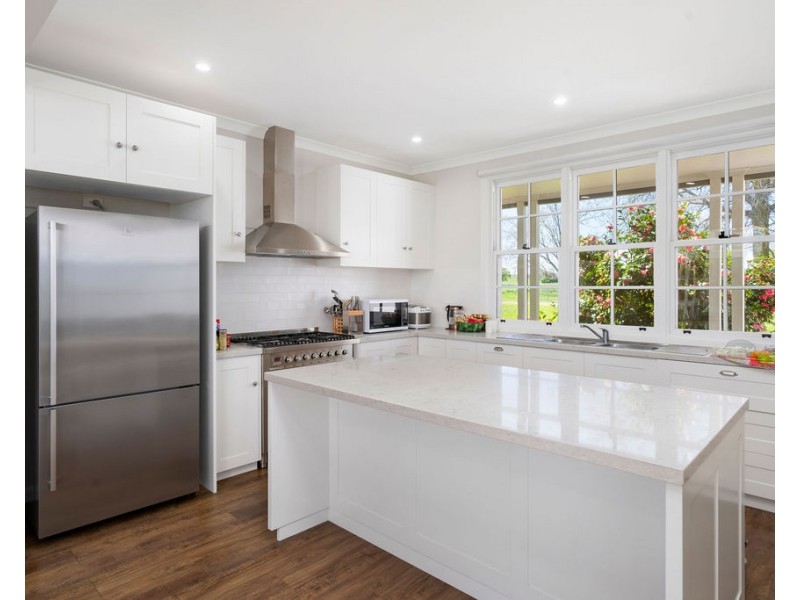 9985 Hume Highway, Holbrook NSW 2644