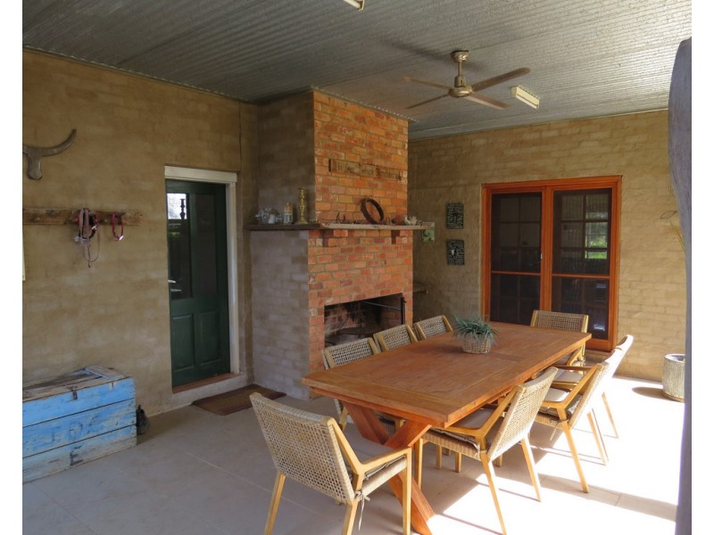 133 HATTWELL ROAD, Deniliquin NSW 2710