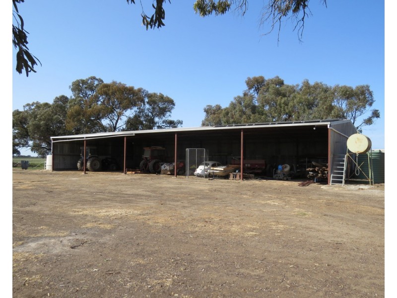 133 HATTWELL ROAD, Deniliquin NSW 2710