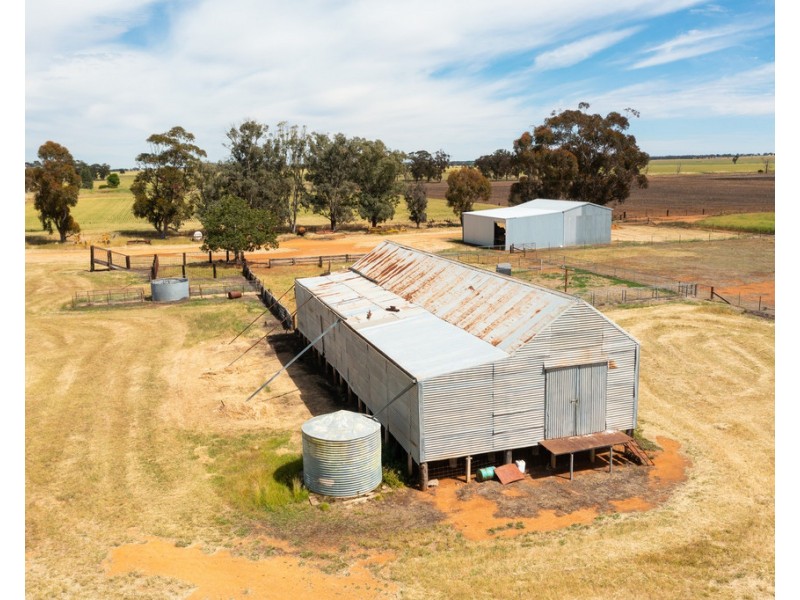 Oaklands NSW 2646