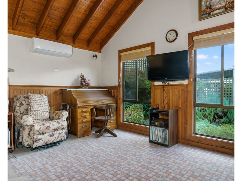 94 MAHONGA STREET, Jerilderie NSW 2716