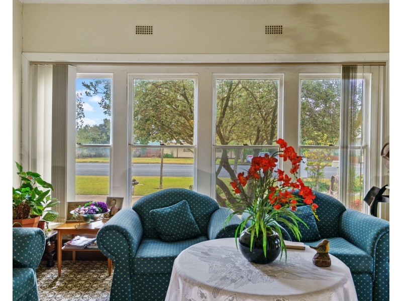 94 MAHONGA STREET, Jerilderie NSW 2716