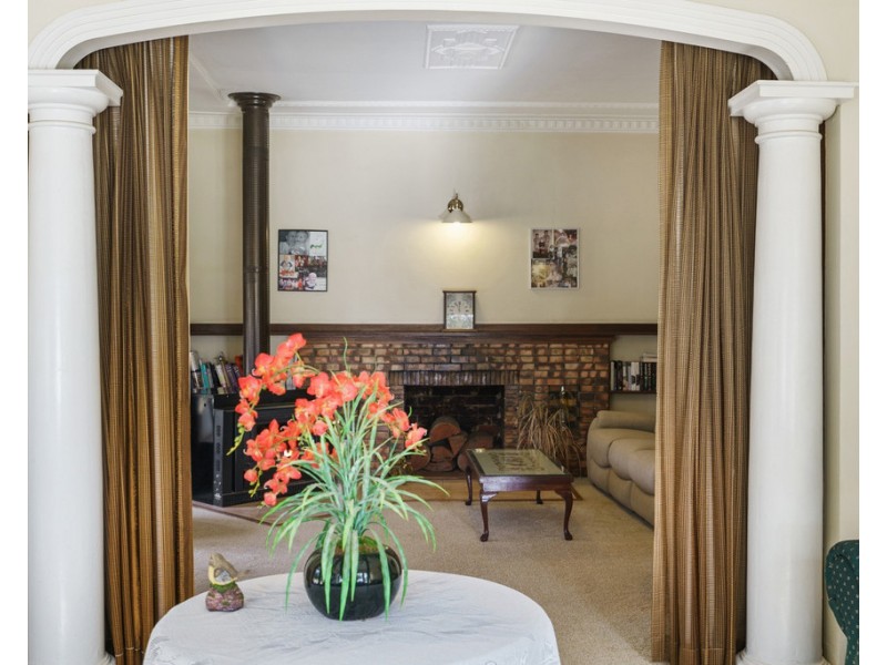 94 MAHONGA STREET, Jerilderie NSW 2716