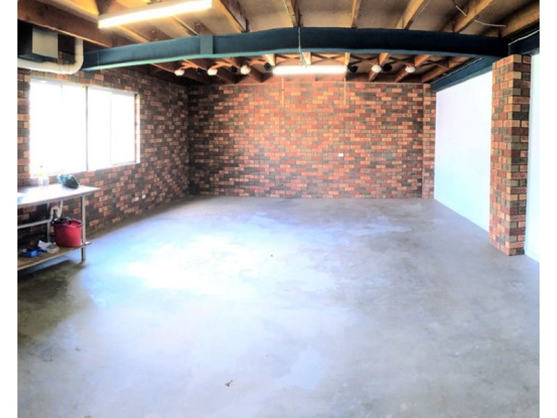 73 Tong Street, Finley NSW 2713