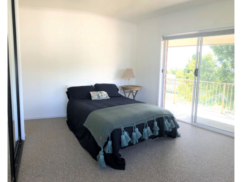 73 Tong Street, Finley NSW 2713