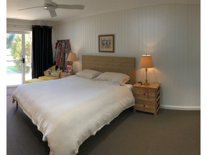 73 Tong Street, Finley NSW 2713