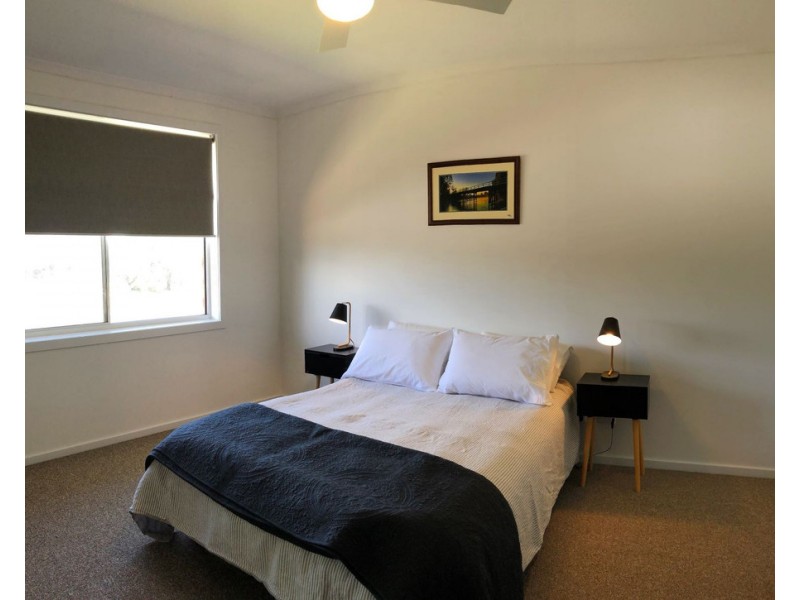 73 Tong Street, Finley NSW 2713