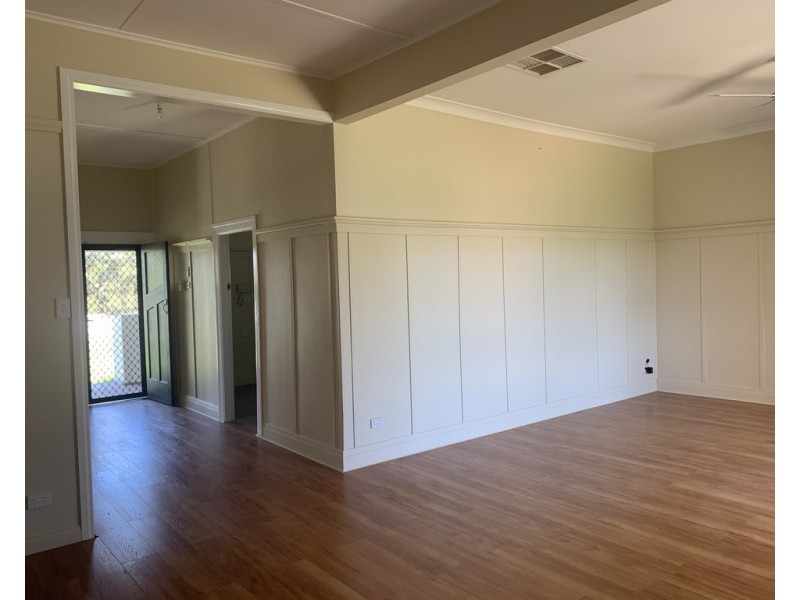 77 Nowranie Street, Jerilderie NSW 2716