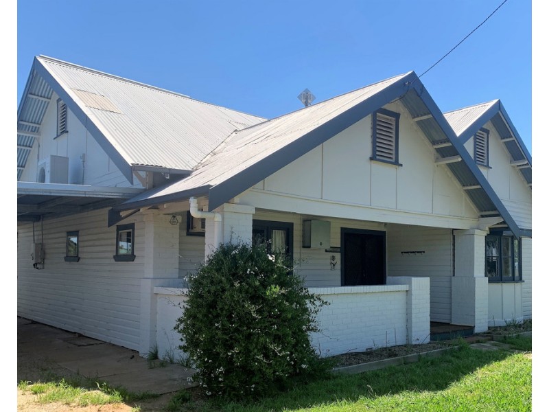 77 Nowranie Street, Jerilderie NSW 2716