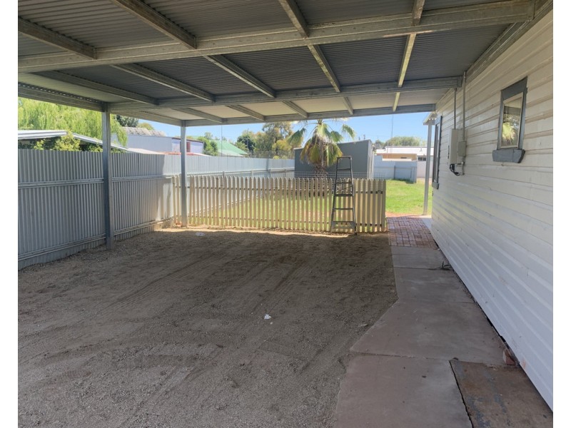 77 Nowranie Street, Jerilderie NSW 2716