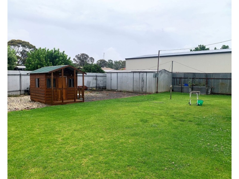 114 Mahonga Street, Jerilderie NSW 2716