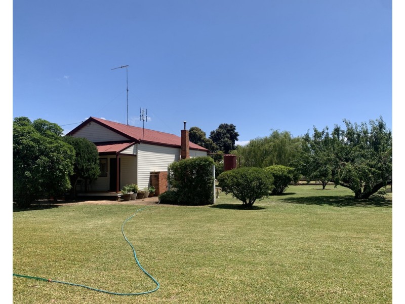 73 NOWRANIE STREET, Jerilderie NSW 2716