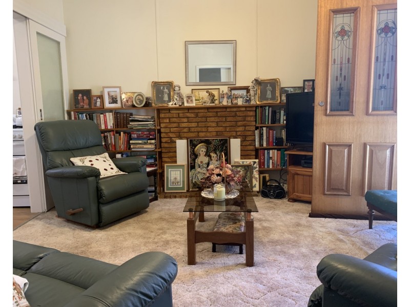 73 NOWRANIE STREET, Jerilderie NSW 2716