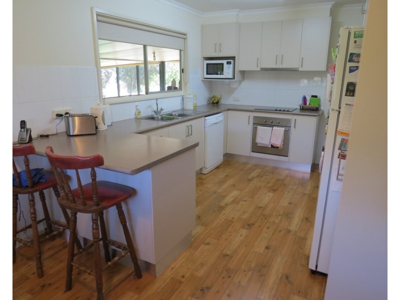 894 STUD PARK ROAD, Deniliquin NSW 2710
