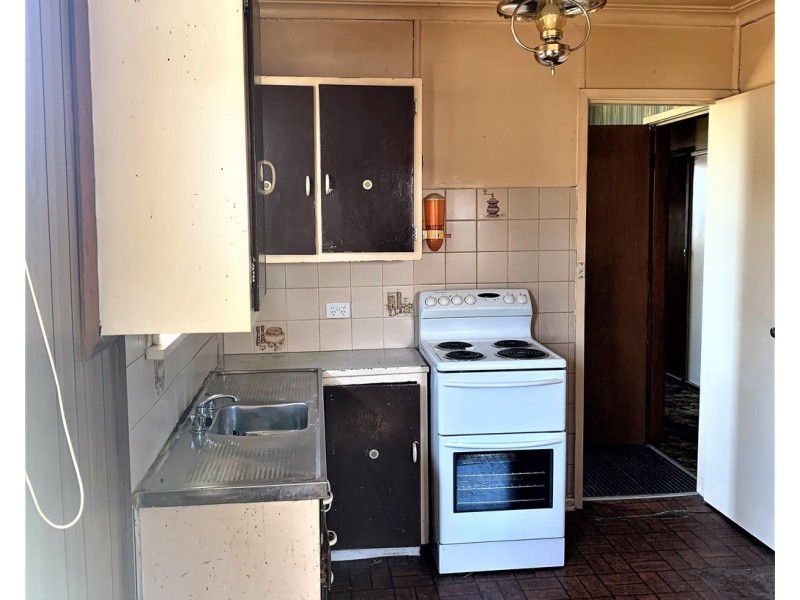 21 Walter Street, Finley NSW 2713