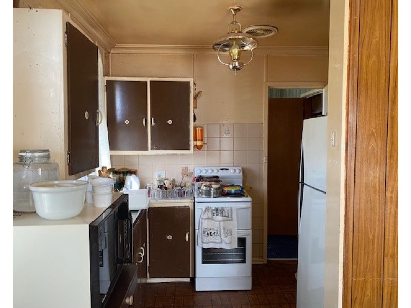 21 Walter Street, Finley NSW 2713