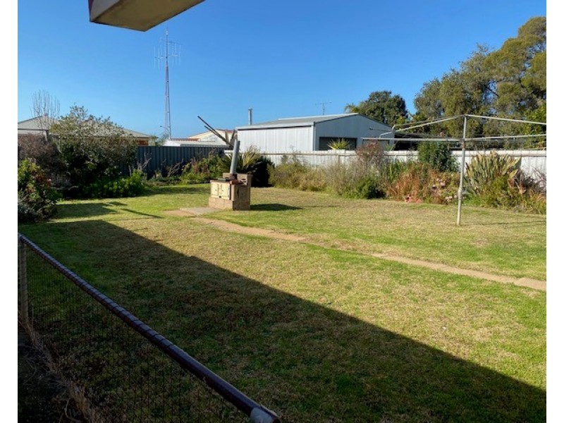 21 Walter Street, Finley NSW 2713