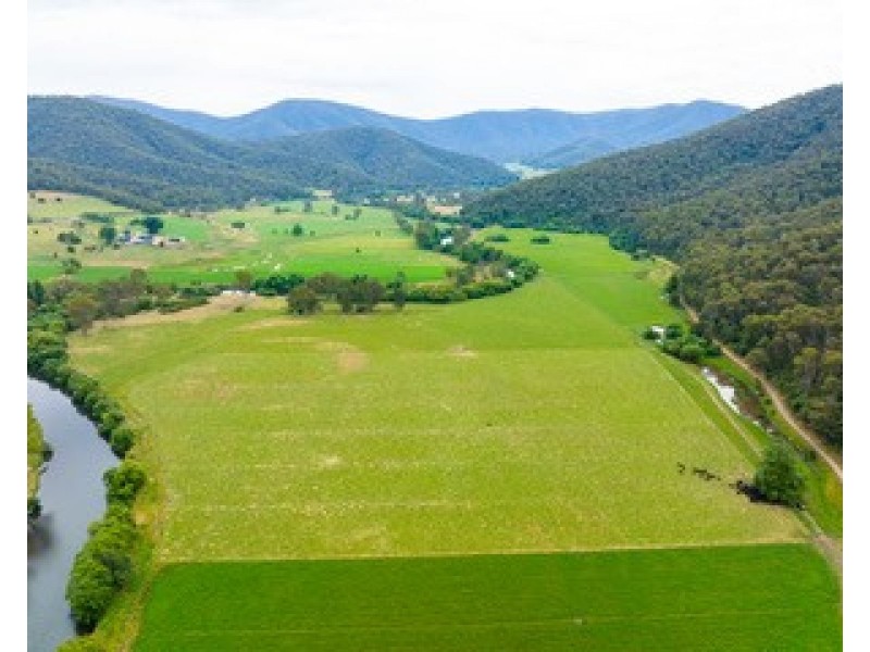“Broadrib” Leys Road, Eskdale VIC 3701