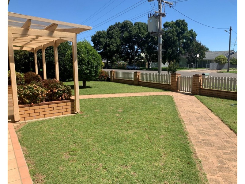 24 Ulupna Street, Finley NSW 2713