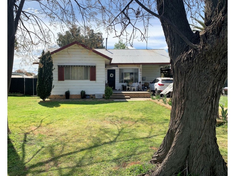 103 Wollamai Street, Finley NSW 2713