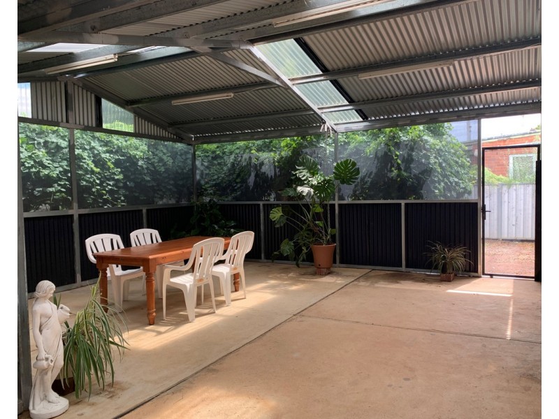 40 Hampden Street, Finley NSW 2713