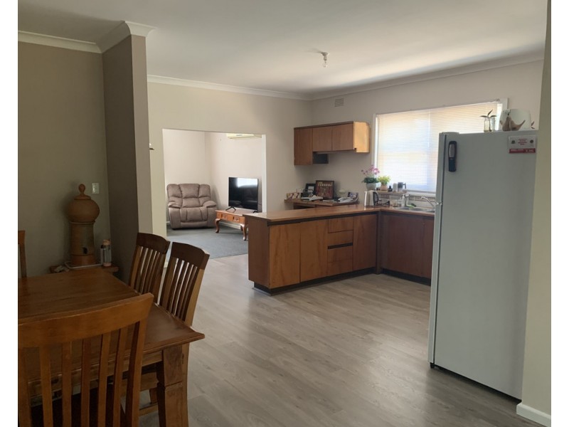 40 Hampden Street, Finley NSW 2713