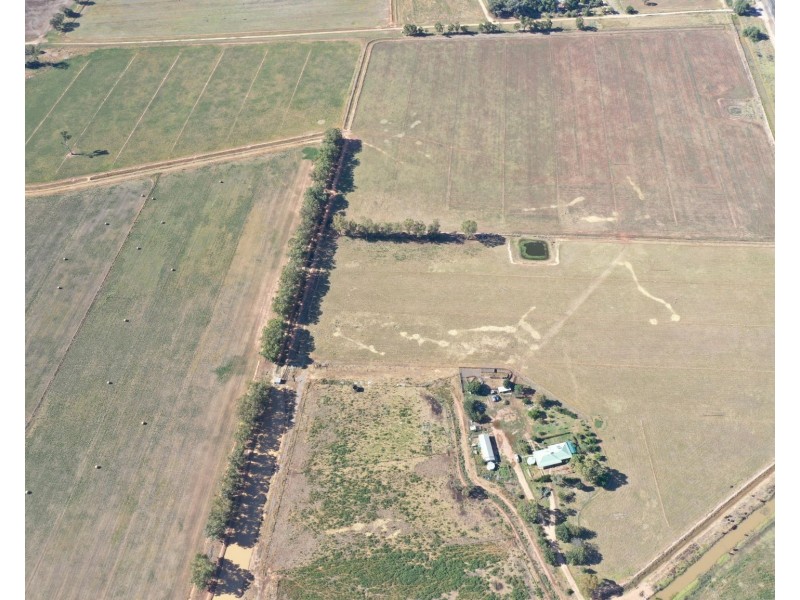 74 Pine Lodge Road, Tocumwal NSW 2714