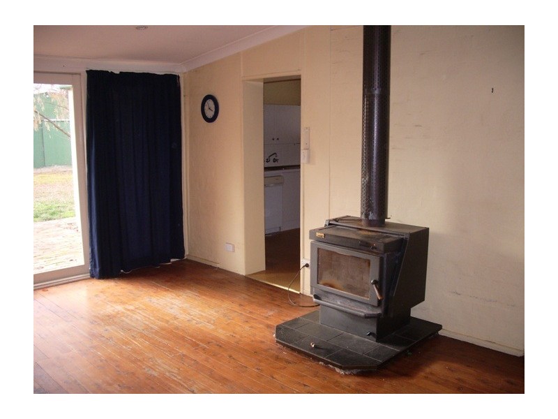 15 Parker Street, Cootamundra NSW 2590