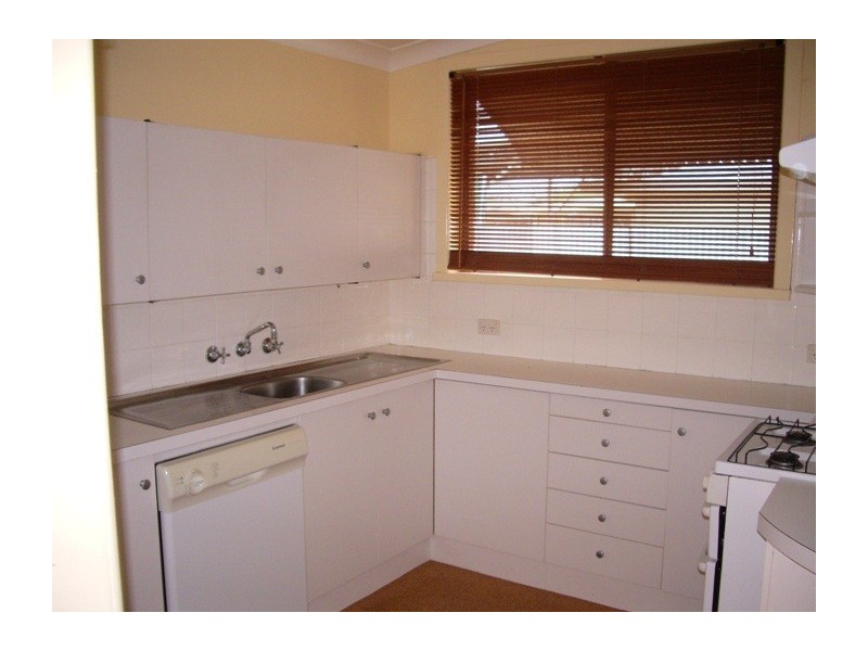 15 Parker Street, Cootamundra NSW 2590