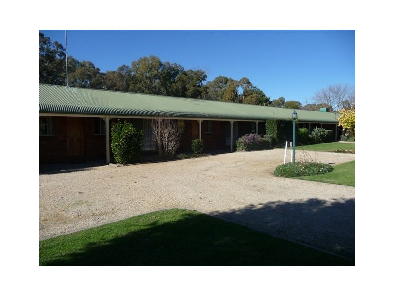 22-28 Cobram Street, Tocumwal NSW 2714