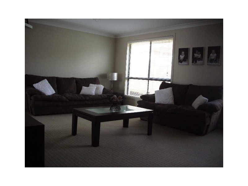 32 Barry Place, Crookwell NSW 2583