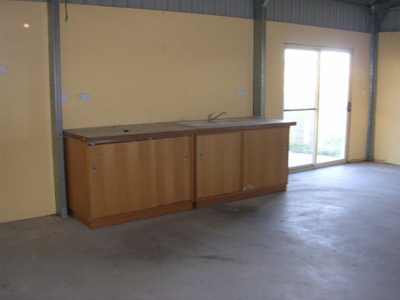 122-124 Farm Street, Boorowa NSW 2586