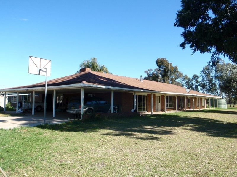 “Arakoon” Broughans Rd, Finley NSW 2713