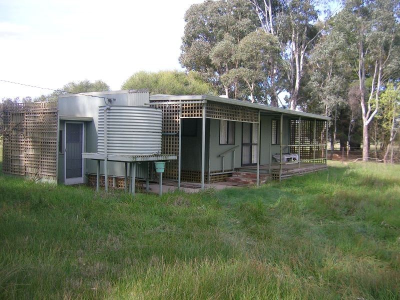 146 Island Road, Bonegilla VIC 3691