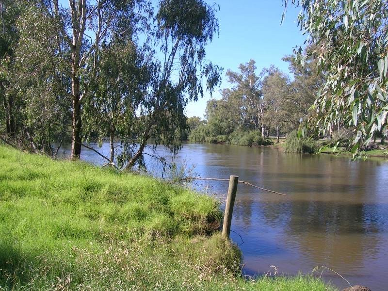 146 Island Road, Bonegilla VIC 3691