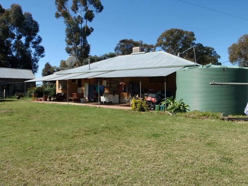 “Ceramic”, Moonee Swamp Road, Deniliquin NSW 2710