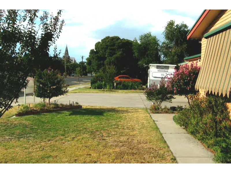 38 Commercial Street, Walla Walla NSW 2659