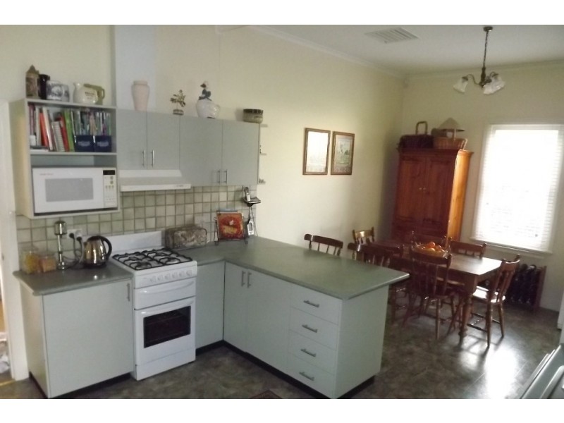 476 Orson Street, Hay NSW 2711