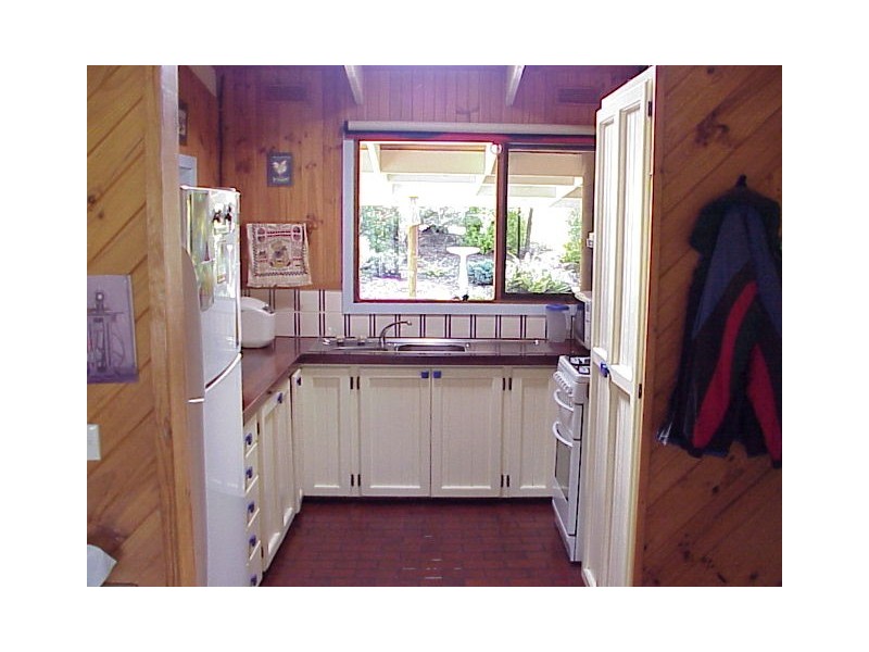 9 Braeside Court, Tawonga South VIC 3698