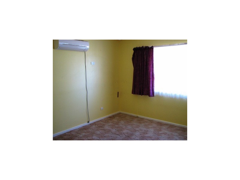 27 Watermain, Narrandera NSW 2700