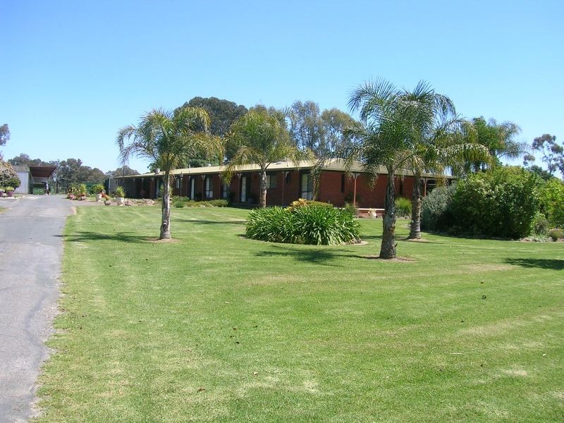 19 Moss Road Barnawartha North via, Wodonga VIC 3690