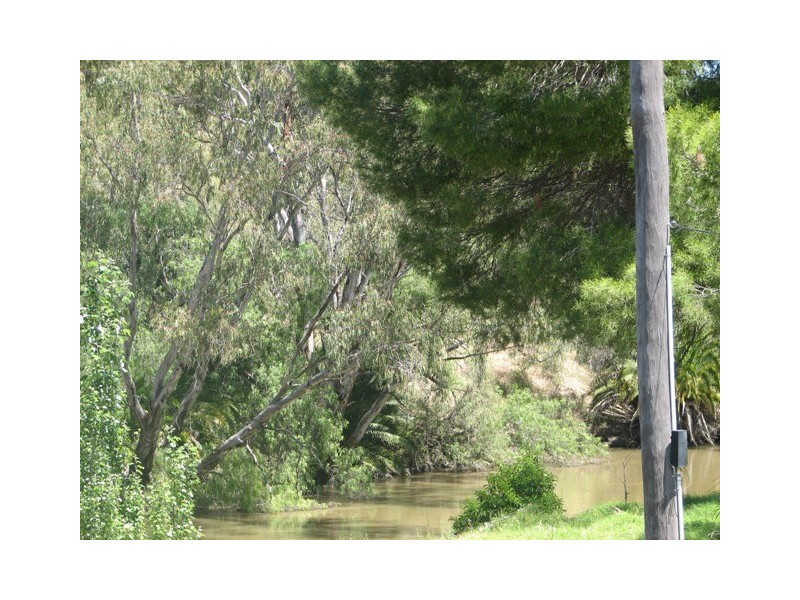 67 Melbourne, Narrandera NSW 2700