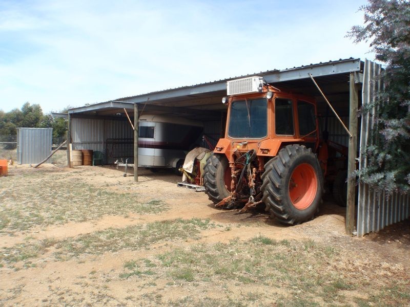 1 Walliston Road, Deniliquin NSW 2710
